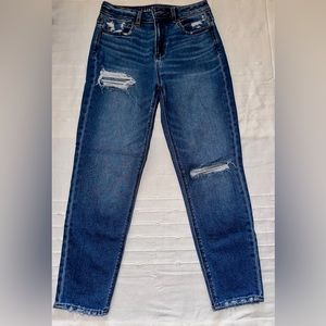 American Eagle Mom Jeans 4s